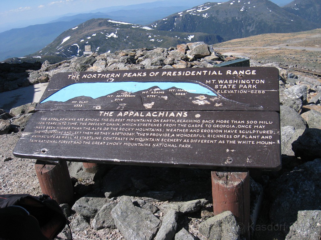 Mt Washington NH 2010 0345.jpg - Mt Washington NH. On May 23 2010 drove the road to the summit. Looked at the views, took some pictures, and drove back down.